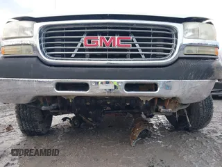 2002 GMC Sierra 2500HD SLE with VIN 1GTHK23162F158226, listed as a IAAI auction lot 41119821 with 50,119 mi miles. Bid and sale history available at carsss.com. Image 6.