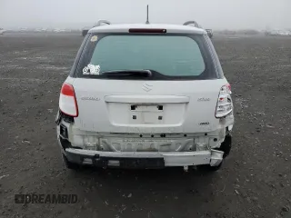 2008 Suzuki SX4 with VIN JS2YB413185110475, listed as a Copart auction lot 81915224 with 124,683 mi miles and Salvage Title. Bid and sale history available at carsss.com. Image 6.