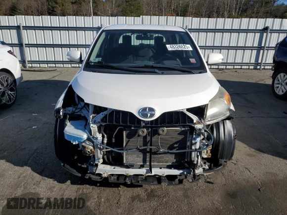 2013 Scion xD z VIN JTKKUPB43D1038160, wystawiony jako Copart lot #48326825 z przebiegiem 160 289 mil mil oraz Szkoda całkowita • Salvage title. Historia ofert i sprzedaży dostępna na DreamBid. Obrazek 5.