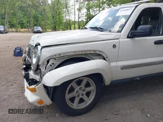 2006 Jeep Liberty Limited with VIN 1J4GL58K06W210025, listed as a IAAI auction lot 42189823 with 211,182 mi miles. Bid and sale history available at carsss.com. Image 12.