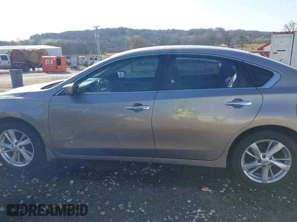 2014 Nissan Altima SV with VIN 1N4AL3AP0EC426002, listed as a IAAI auction lot 41759281 with 106,790 mi miles and . Bid and sale history available at DreamBid. Image 15.