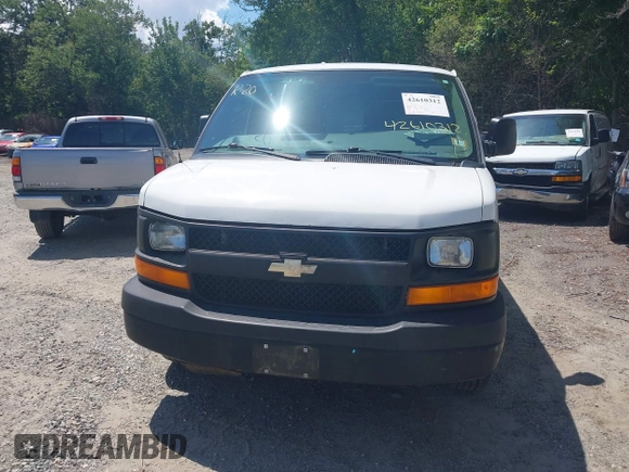 2014 Chevrolet Express Cargo z VIN 1GCSGAFX1E1168424, wystawiony jako IAAI lot #42610312 z przebiegiem 245 507 mil mil oraz . Historia ofert i sprzedaży dostępna na DreamBid. Obrazek 12.