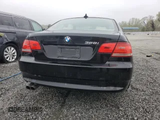 2008 BMW 3 Series 328i with VIN WBAWB33518P133931, listed as a Copart auction lot 51657885 with 187,247 mi miles and Salvage title. Bid and sale history available at DreamBid. Image 6.