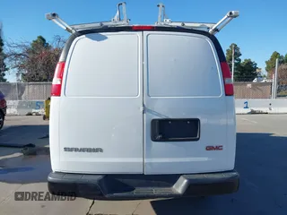 2017 GMC Savana Cargo Van with VIN 1GTW7AFF0H1294996, listed as a IAAI auction lot 41426311 with 189,457 mi miles. Bid and sale history available at carsss.com. Image 17.