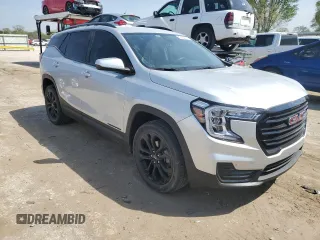 2022 GMC Terrain SLE with VIN 3GKALTEV7NL250321, listed as a Copart auction lot 53404475 with 31,502 mi miles and Salvage title. Bid and sale history available at DreamBid. Image 4.