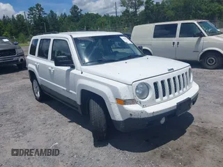 2015 Jeep Patriot High Altitude z VIN 1C4NJRFBXFD395452, wystawiony jako IAAI lot #42504133 z przebiegiem 116 950 mil mil oraz . Historia ofert i sprzedaży dostępna na DreamBid. Obrazek 1.