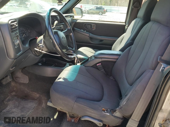 2004 Chevrolet S-10 LS with VIN 1GCDT13X44K113046, listed as a Copart auction lot 53899735 with 149,144 mi miles and Clean Title. Bid and sale history available at DreamBid. Image 7.