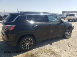 2018 Jeep Compass Altitude with VIN 3C4NJDBBXJT493439, listed as a Copart auction lot 58664835 with 96,928 mi miles and Salvage title. Bid and sale history available at DreamBid. Image 3.