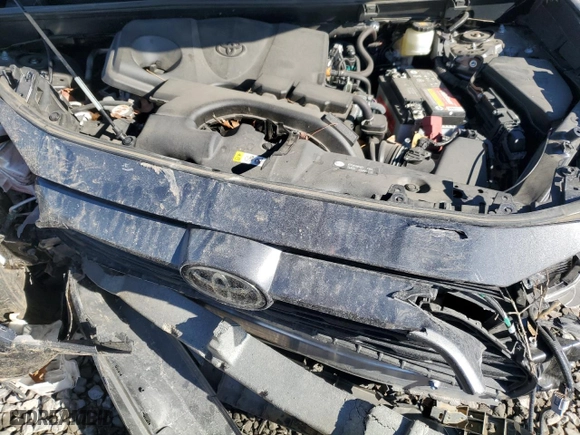 2020 Toyota RAV4 LE with VIN 2T3H1RFV7LC083791, listed as a Copart auction lot 85897254 with 46,797 mi miles and Salvage Title. Bid and sale history available at carsss.com. Image 12.