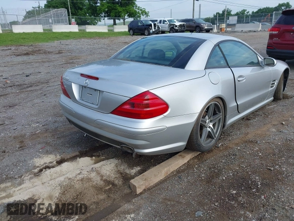 2003 Mercedes-Benz SL 500 с VIN WDBSK75F93F027609, выставлен на аукционе IAAI как лот 42386934 с пробегом Не указан миль и . История ставок и продаж доступна на DreamBid. Изображение 4.