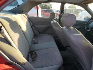 1998 Ford Escort LX with VIN 1FAFP10P2WW303270, listed as a Copart auction lot 87588365 with 142,743 mi miles and Salvage Title. Bid and sale history available at carsss.com. Image 10.