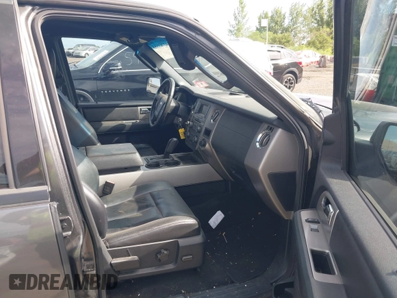 2017 Ford Expedition XLT with VIN 1FMJU1HT0HEA34835, listed as a IAAI auction lot 42763555 with 172,607 mi miles and . Bid and sale history available at DreamBid. Image 5.