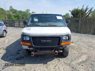 2012 GMC Savana Cargo z VIN 1GTW7GCA0C1171655, wystawiony jako IAAI lot #42101973 z przebiegiem 217 024 mil mil oraz . Historia ofert i sprzedaży dostępna na DreamBid. Obrazek 12.