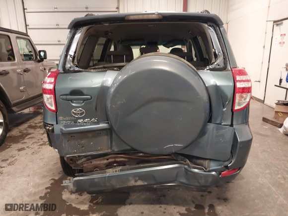 2010 Toyota RAV4 with VIN 2T3ZF4DV0AW021902, listed as a IAAI auction lot 41089906 with 191,093 mi miles. Bid and sale history available at carsss.com. Image 6.