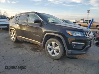 2020 Jeep Compass Altitude with VIN 3C4NJCBBXLT141281, listed as a Copart auction lot 41512245 with 65,013 mi miles and Salvage Title. Bid and sale history available at carsss.com. Image 4.