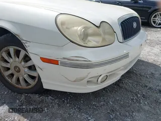 2004 Hyundai Sonata GLS with VIN KMHWF35H54A014853, listed as a IAAI auction lot 42083815 with 95,836 mi miles. Bid and sale history available at carsss.com. Image 6.