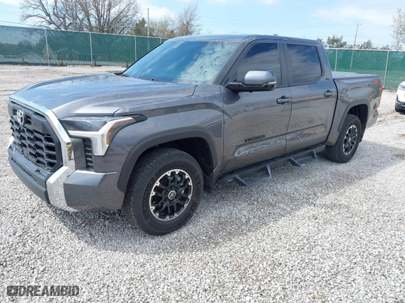2024 Toyota Tundra 4WD SR5 with VIN 5TFLA5DB6RX177580, listed as a IAAI auction lot 41874283 with 6,880 mi miles. Bid and sale history available at carsss.com. Image 17.