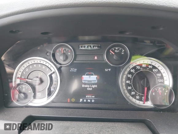 2016 Ram 1500 Big Horn z VIN 3C6RR7LT4GG384177, wystawiony jako IAAI lot #42076327 z przebiegiem 97 572 mil mil oraz . Historia ofert i sprzedaży dostępna na DreamBid. Obrazek 7.