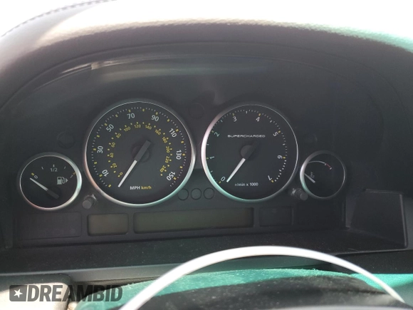 2007 Land Rover Range Rover SC z VIN SALMF13437A255355, wystawiony jako Copart lot #61262195 z przebiegiem Nie podano mil oraz Czysty tytuł • Clean title. Historia ofert i sprzedaży dostępna na DreamBid. Obrazek 9.