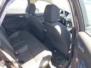2013 Ford Focus SE с VIN 1FADP3F2XDL368493, выставлен на аукционе IAAI как лот 42569959 с пробегом 85 313 миль миль и . История ставок и продаж доступна на DreamBid. Изображение 8.