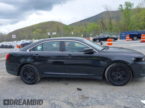 2013 Ford Police Interceptor с VIN 1FAHP2M87DG184866, выставлен на аукционе IAAI как лот 41995646 с пробегом 250 298 миль миль и . История ставок и продаж доступна на DreamBid. Изображение 13.
