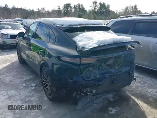 2023 Porsche Cayenne z VIN WP1BA2AY9PDA24093, wystawiony jako IAAI lot #41308909 z przebiegiem 20 160 mil mil oraz . Historia ofert i sprzedaży dostępna na DreamBid. Obrazek 3.