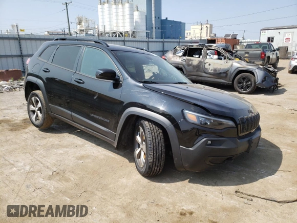 2020 Jeep Cherokee Latitude with VIN 1C4PJMCX4LD578174, listed as a Copart auction lot 68706444 with 75,059 mi miles and Salvage Title. Bid and sale history available at carsss.com. Image 4.