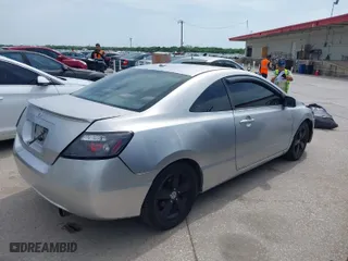 2006 Honda Civic Cpe EX with VIN 2HGFG11826H548720, listed as a IAAI auction lot 42017042 with 195,024 mi miles. Bid and sale history available at carsss.com. Image 4.