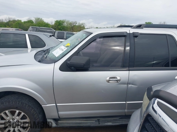 2011 Ford Expedition Max XLT with VIN 1FMJK1H51BEF26434, listed as a IAAI auction lot 40121518 with 294,470 mi miles and . Bid and sale history available at DreamBid. Image 14.
