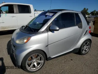 2009 Smart fortwo Passion with VIN WMEEK31X49K302911, listed as a Copart auction lot 63496915 with 44,047 mi miles and Salvage title. Bid and sale history available at DreamBid. Image 1.
