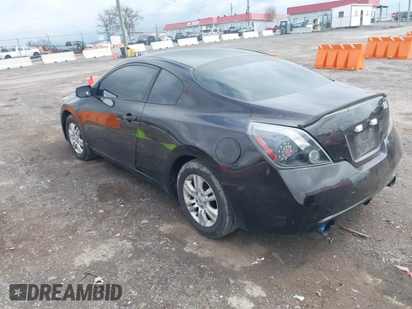 2013 Nissan Altima S with VIN 1N4AL2EP0DC172553, listed as a IAAI auction lot 41953948 with 127,715 mi miles and . Bid and sale history available at DreamBid. Image 3.