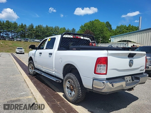 2019 Ram 2500 Tradesman with VIN 3C6UR5CL1KG598101, listed as a IAAI auction lot 42667301 with 90,262 mi miles and . Bid and sale history available at DreamBid. Image 57.