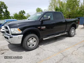 2018 Ram 2500 Tradesman z VIN 3C6UR5CJ4JG289185, wystawiony jako Copart lot #55427695 z przebiegiem 90 809 mil mil oraz Szkoda całkowita • Salvage title. Historia ofert i sprzedaży dostępna na DreamBid. Obrazek 1.