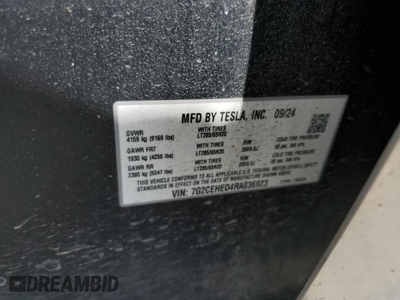 2024 Tesla Cybertruck z VIN 7G2CEHED4RA036923, wystawiony jako Copart lot #51940765 z przebiegiem 7 393 mil mil oraz Szkoda całkowita • Salvage title. Historia ofert i sprzedaży dostępna na DreamBid. Obrazek 16.