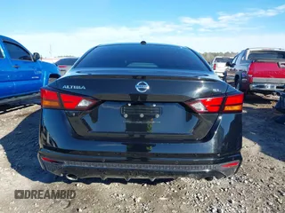 2019 Nissan Altima 2.5 SL with VIN 1N4BL4EV6KC225851, listed as a IAAI auction lot 41461897 with 83,942 mi miles. Bid and sale history available at carsss.com. Image 16.