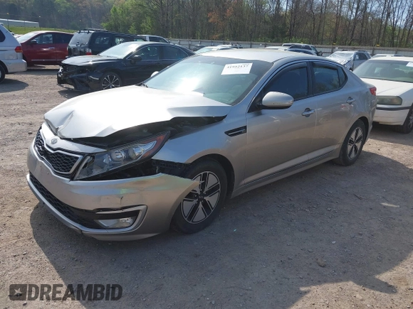 2012 Kia Optima Hybrid with VIN KNAGM4AD9C5020070, listed as a IAAI auction lot 41952137 with 153,942 mi miles. Bid and sale history available at carsss.com. Image 2.