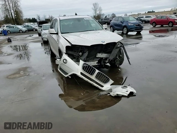 2013 BMW X3 xDrive28i with VIN 5UXWX9C51D0A10108, listed as a Copart auction lot 45719355 with 181,573 mi miles and Salvage Title. Bid and sale history available at carsss.com. Image 11.