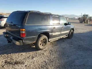 2005 Chevrolet Suburban LS with VIN 3GNFK16Z55G159557, listed as a Copart auction lot 77632254 with 317,671 mi miles and Clean Title. Bid and sale history available at carsss.com. Image 3.