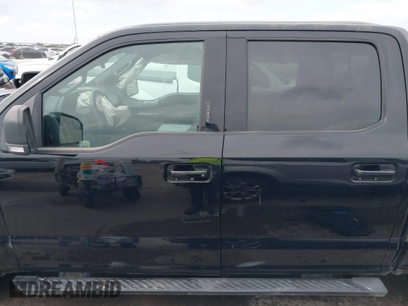 2020 Ford F-150 XL z VIN 1FTEW1CP7LKE86737, wystawiony jako IAAI lot #41895511 z przebiegiem 64 318 mil mil oraz . Historia ofert i sprzedaży dostępna na DreamBid. Obrazek 14.