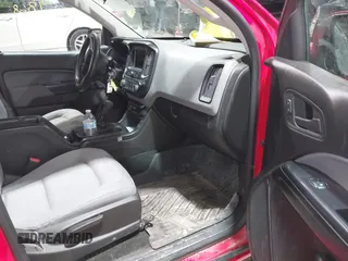 2019 Chevrolet Colorado 4WD Work Truck with VIN 1GCGTBEN8K1103282, listed as a IAAI auction lot 41987868 with 212,781 mi miles. Bid and sale history available at carsss.com. Image 5.