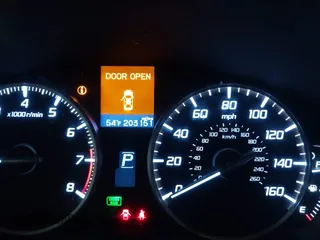 2014 Acura ILX z VIN 19VDE1F35EE006166, wystawiony jako IAAI lot #41320730 z przebiegiem 203 151 mil mil oraz . Historia ofert i sprzedaży dostępna na DreamBid. Obrazek 15.