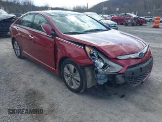 2014 Hyundai Sonata Hybrid Limited with VIN KMHEC4A4XEA105678, listed as a IAAI auction lot 41901464 with 147,866 mi miles. Bid and sale history available at carsss.com. Image 1.