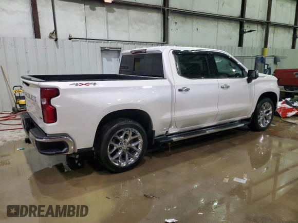 2020 Chevrolet Silverado 1500 LTZ with VIN 3GCUYGED4LG331937, listed as a Copart auction lot 45133695 with 38,065 mi miles and Salvage Title. Bid and sale history available at DreamBid. Image 3.