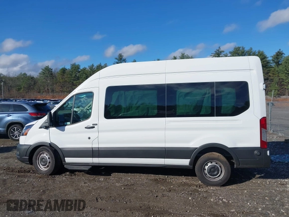 2024 Ford Transit Passenger XL with VIN 1FBAX2X83RKB05418, listed as a IAAI auction lot 40930608 with 2,344 mi miles and . Bid and sale history available at DreamBid. Image 14.