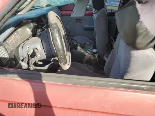 1999 Toyota Tacoma PreRunner with VIN 4TASM92N4XZ408724, listed as a Copart auction lot 84142794 with 118,637 mi miles and Non repairable. Bid and sale history available at DreamBid. Image 7.
