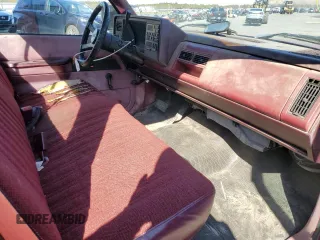 1989 GMC Sierra 1500 with VIN 1GTDC14H5KE547219, listed as a Copart auction lot 48309985 with 36,335 mi miles and Non Repairable. Bid and sale history available at DreamBid. Image 8.