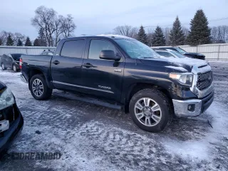 2018 Toyota Tundra 2WD SR5 with VIN 5TFEY5F1XJX242878, listed as a Copart auction lot 86533234 with 156,936 mi miles and Salvage Title. Bid and sale history available at carsss.com. Image 4.