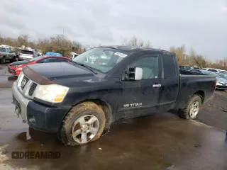2005 Nissan Titan SE z VIN 1N6AA06B35N544803, wystawiony jako Copart lot #44254035 z przebiegiem 232 204 mil mil oraz Szkoda całkowita • Salvage title. Historia ofert i sprzedaży dostępna na DreamBid. Obrazek 1.