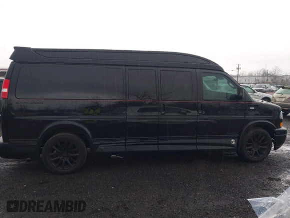 2019 GMC Savana Cargo z VIN 1GTW7BFG8K1335817, wystawiony jako IAAI lot #41035273 z przebiegiem 72 656 mil mil oraz . Historia ofert i sprzedaży dostępna na DreamBid. Obrazek 14.