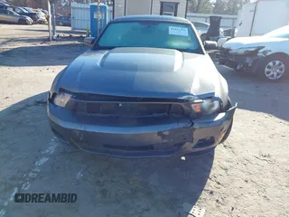 2010 Ford Mustang V6 с VIN 1ZVBP8ENXA5159388, выставлен на аукционе IAAI как лот 41433762 с пробегом 59 546 миль миль и . История ставок и продаж доступна на DreamBid. Изображение 6.